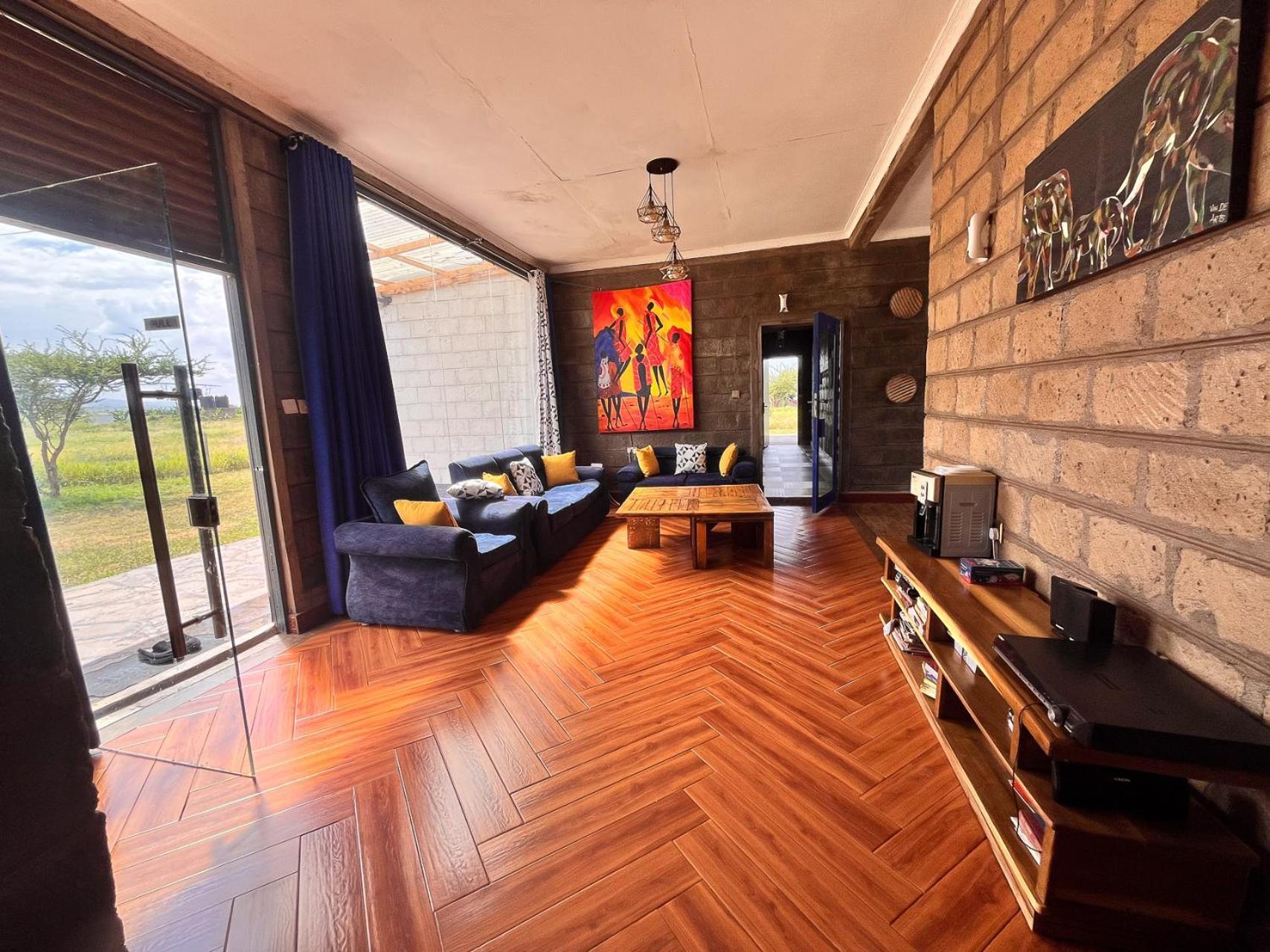 Amboseli Glass House Oloitokitok Ngoại thất bức ảnh