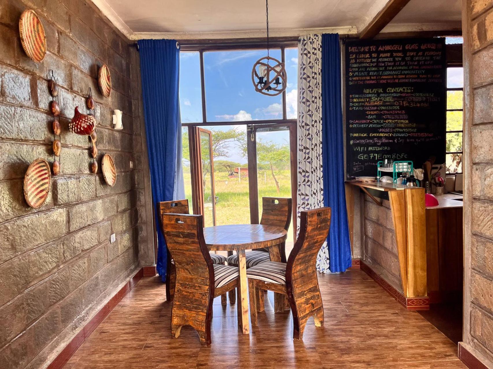 Amboseli Glass House Oloitokitok Ngoại thất bức ảnh