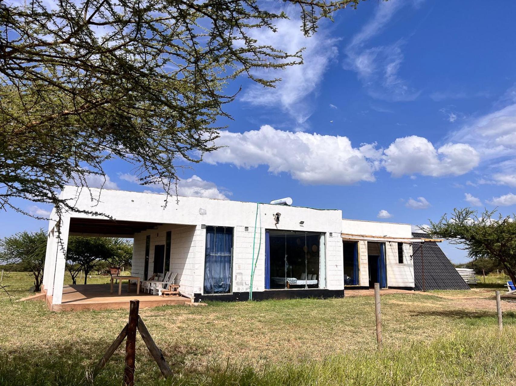 Amboseli Glass House Oloitokitok Ngoại thất bức ảnh