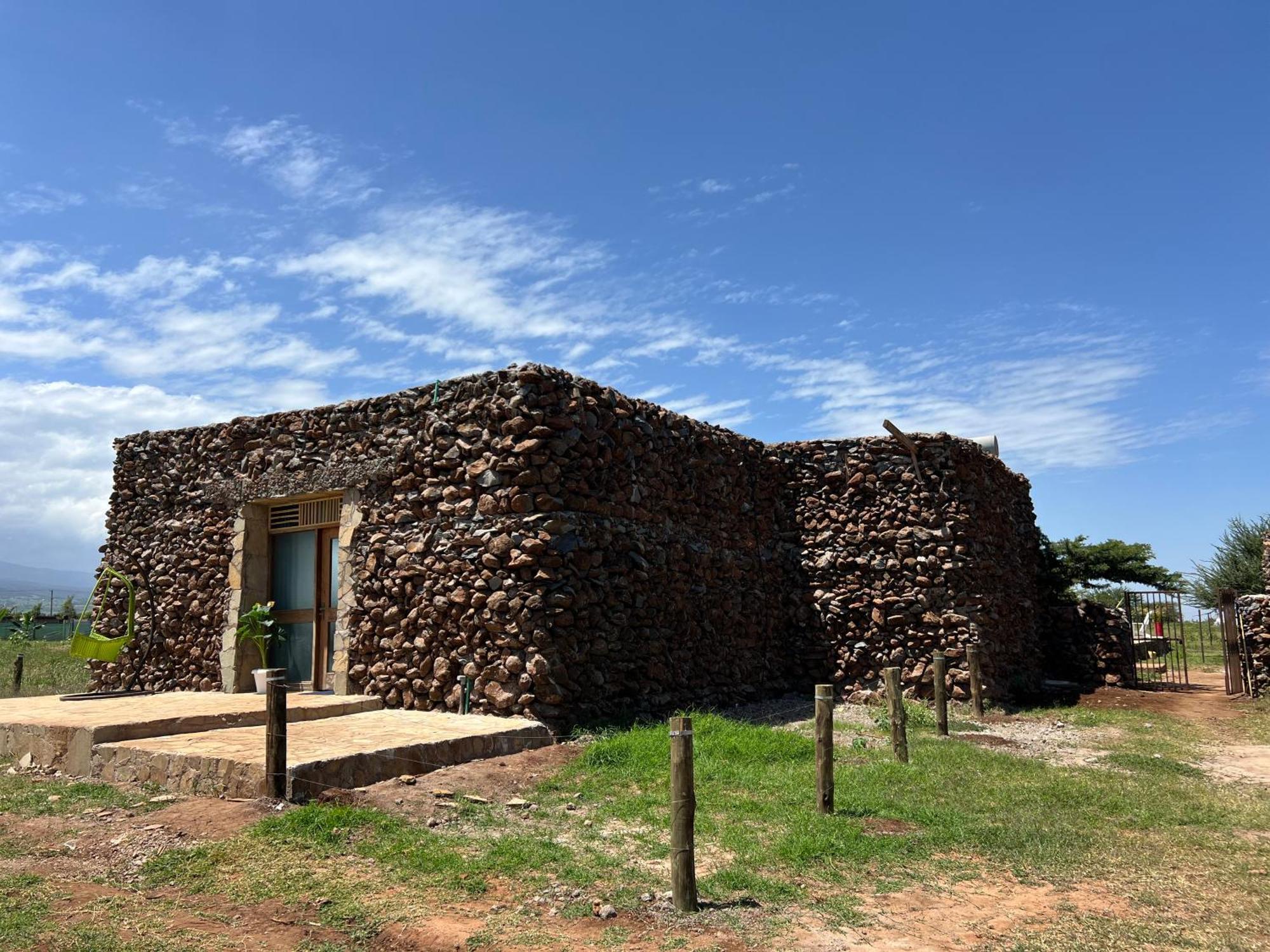 Amboseli Glass House Oloitokitok Ngoại thất bức ảnh