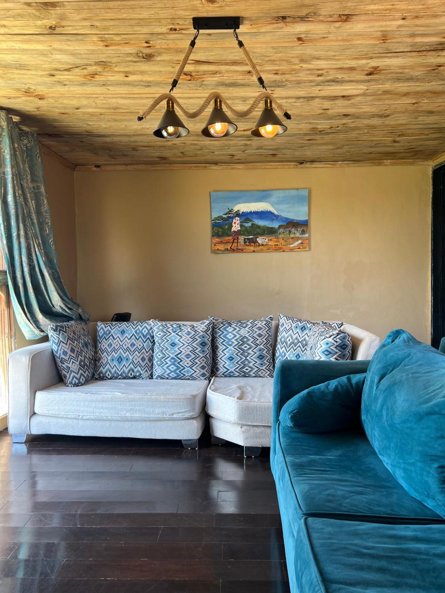 Amboseli Glass House Oloitokitok Ngoại thất bức ảnh